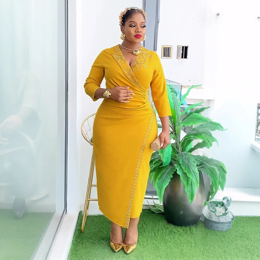 Robe moulante élégante cloutée grande taille pour femmes africaines