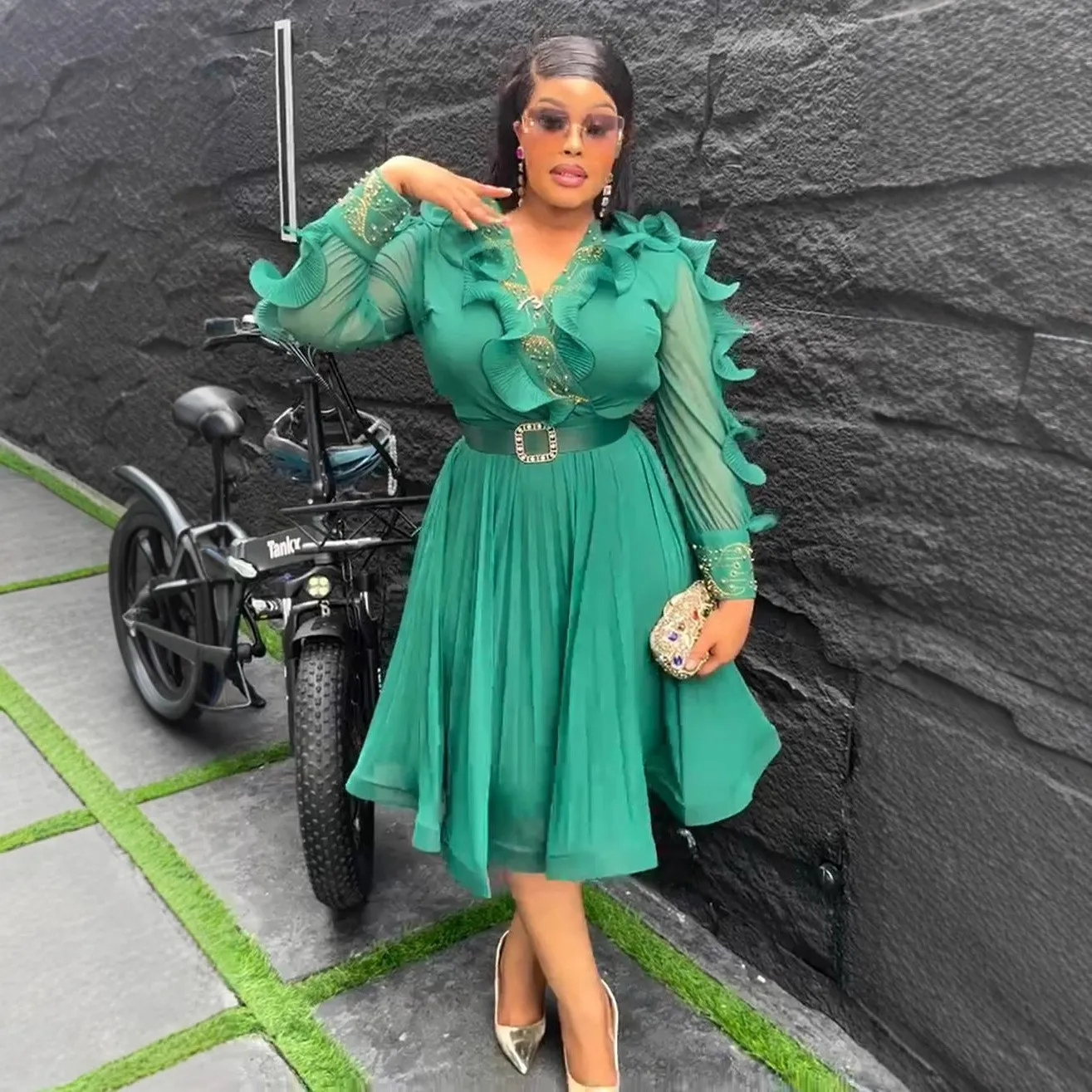 Robe en mousseline plissée à volants pour femmes de grande taille